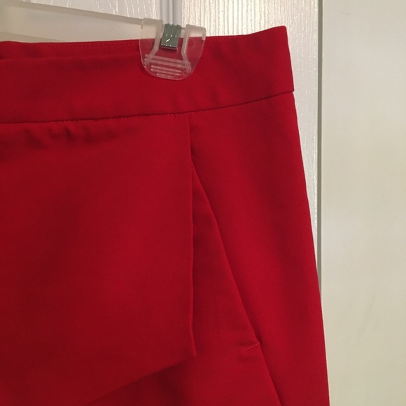 OFFERS ACCEPTED Express skirt skort red - Picture 3 of 6